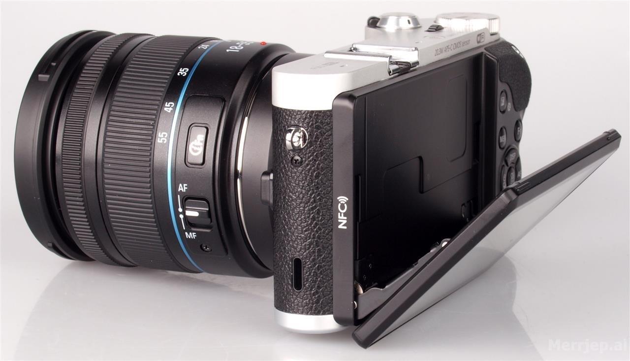 SAMSUNG NX300 20 M  P (SI I RI) OKAZION 38000 LEK 