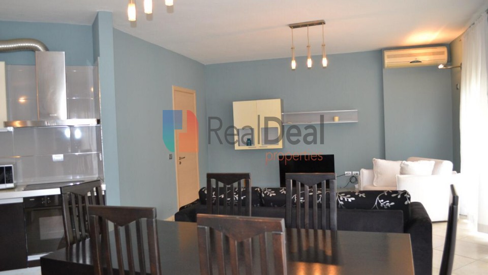 Tek Rezidenca Kodra e Diellit 1, Shitet Super Apartament 2+1+2 - 135m2