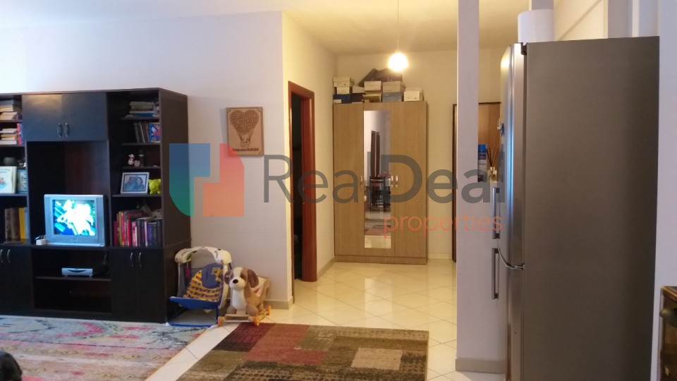 Tek Kodra e Diellit, shitet Apartament 2+1 - 119m2
