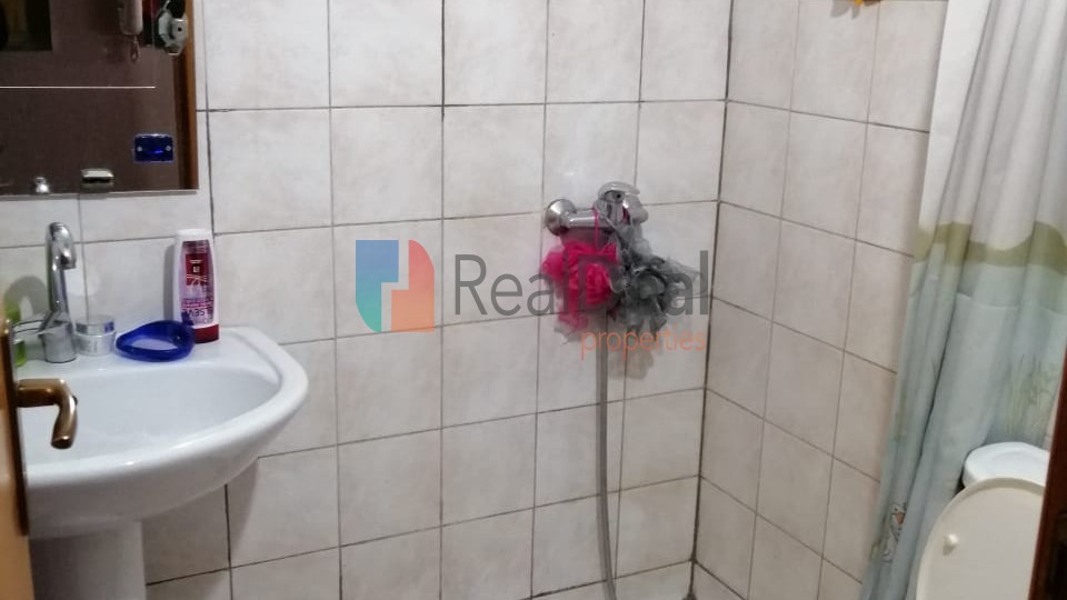 Te Brryli, Shitet Apartament 2+1 Lehtesisht i Aksesueshem !! - 104m2