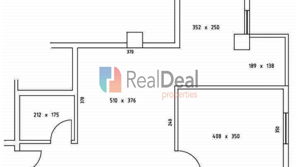 Te Komuna E Parisit Prane Lulishtesh Shitet Apartament 1+1 - 64m2