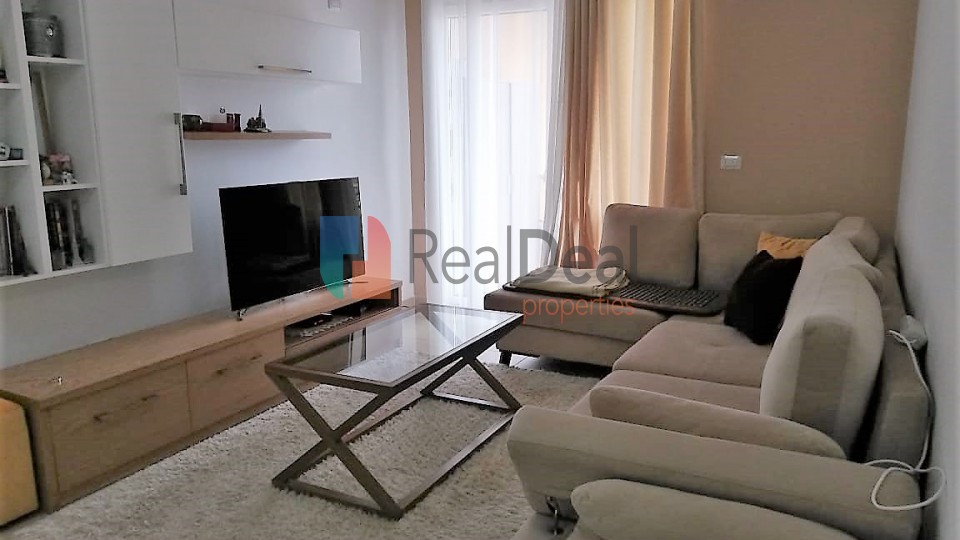 Shitet Super Apartament 1+1 tek Fusha e Ali Demit - 59m2