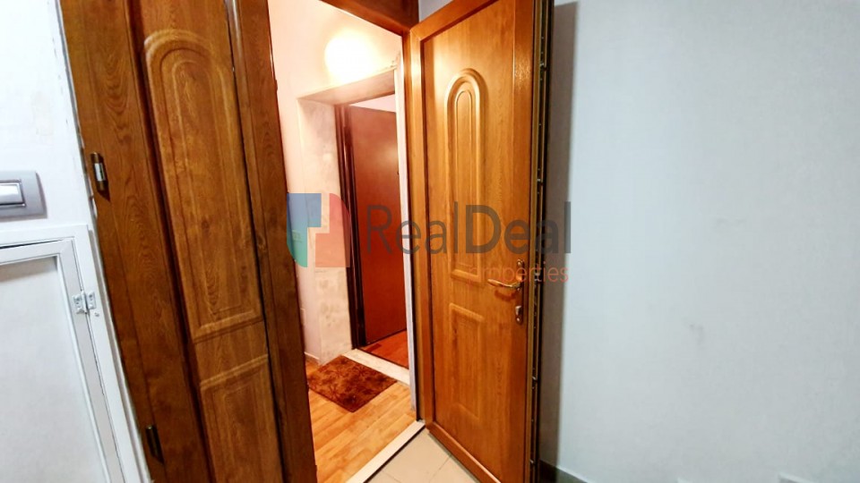 Tek Ambasada Amerikane, Shitet Super Apartament 3+1+2, Me Pamje Dhe Orientim Spektakolar - 150m2