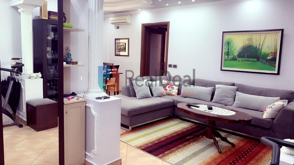 Tek Irfan Tomini, Shitet Super Apartament 2+1 Me Orientim Lindje!! - 90m2