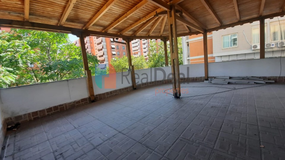 Globe Center, Shitet Apartament 2+1 Me Verande - 165m2