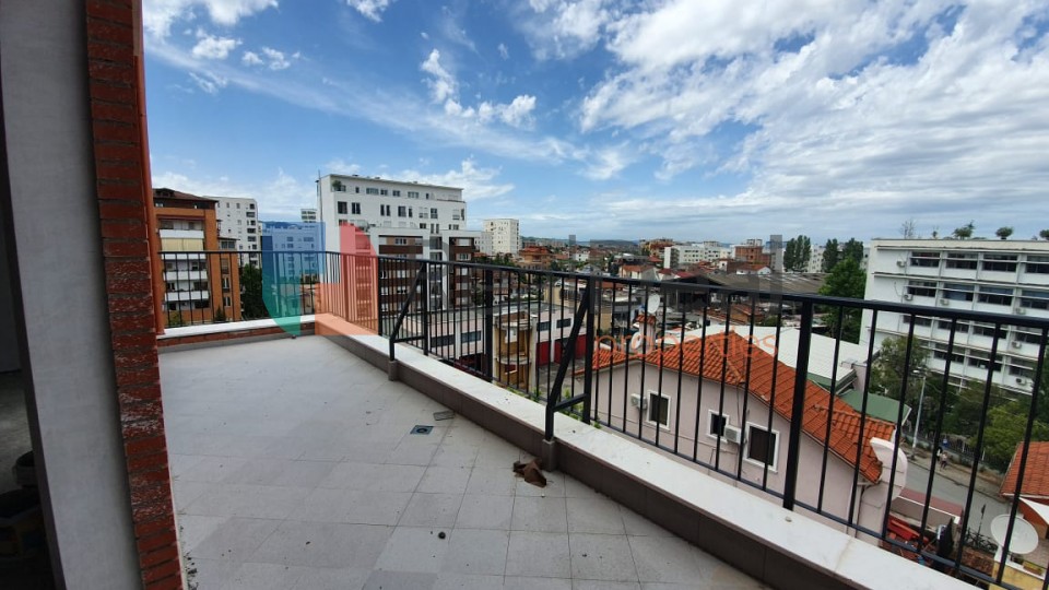 Super Okazion! Tek 21 Dhjetorit, Ne Nje Ndertim Te 2019, Shitet Apartament Kleringu me 1000 Euro/m2 - 126m2