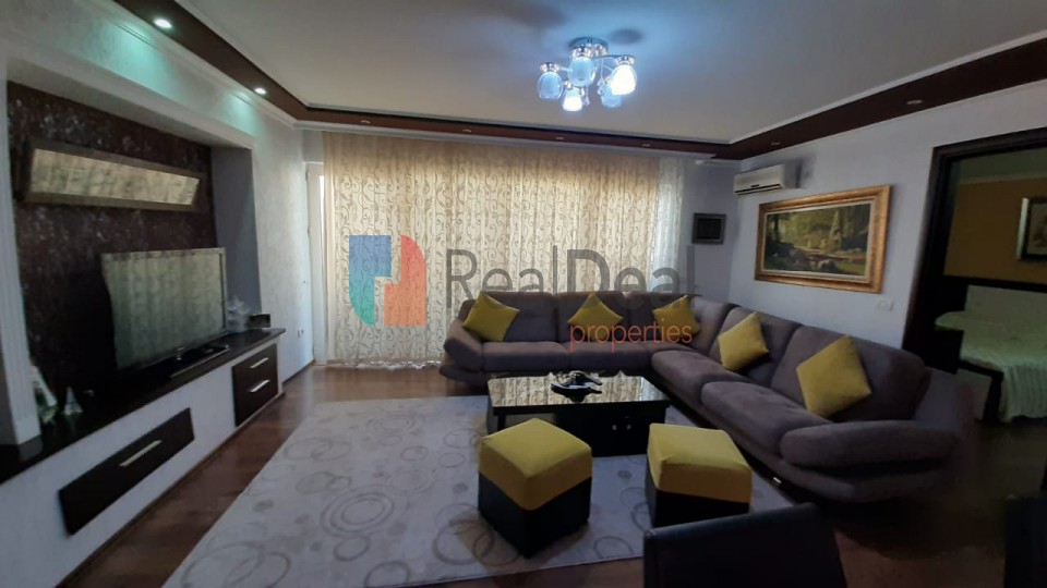 TE FRESKU, SHITET APARTAMENT 1+1 ME AMBIENT GATIMI TE VECUAR !!! - 82m2