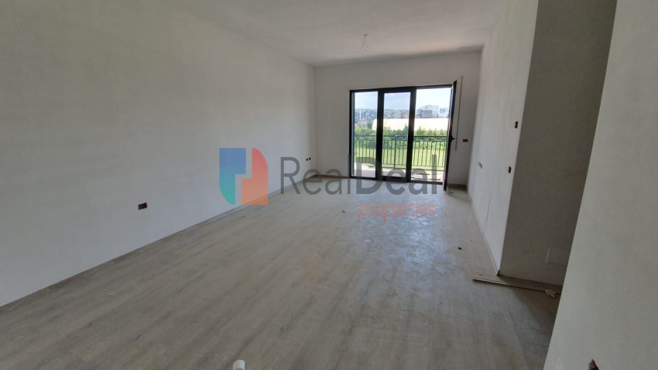 Okazion Kleringu! Kompleksi Green City, Shitet Apartament 2+1+Garazhd !! - 107m2