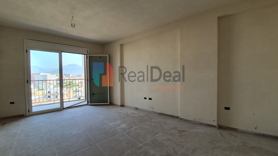 Tek Brryli Shitet Apartament 1+1 ! - 74m2