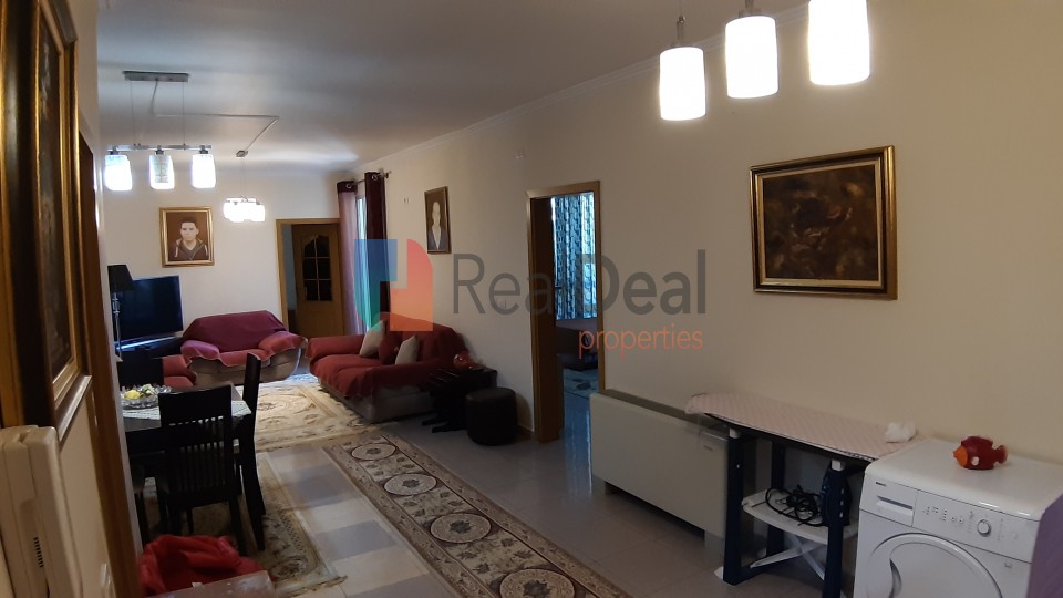 Ne Zonen Me T Preferuar Te Tirans, Shitet Apartament 3+1+2 I Bollshem !!! - 137m2