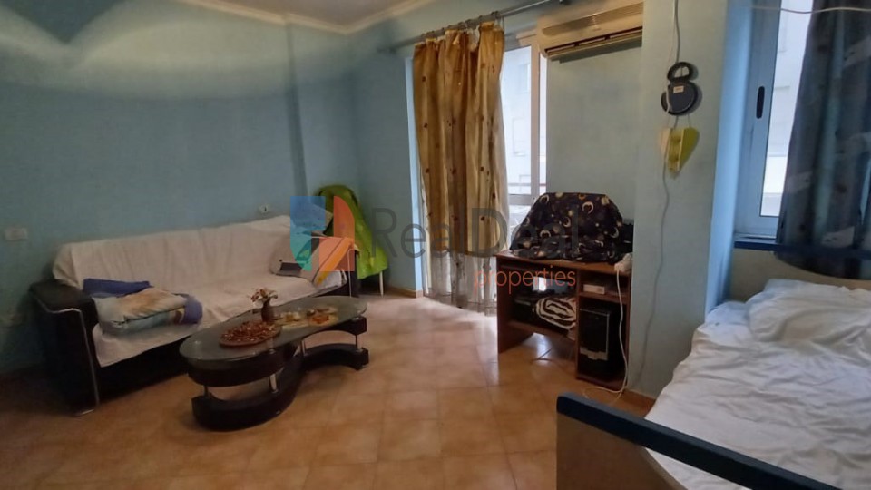 Ne Myslym Shyri, Shitet Apartament i Pershtatur Ne 2+1! - 76m2