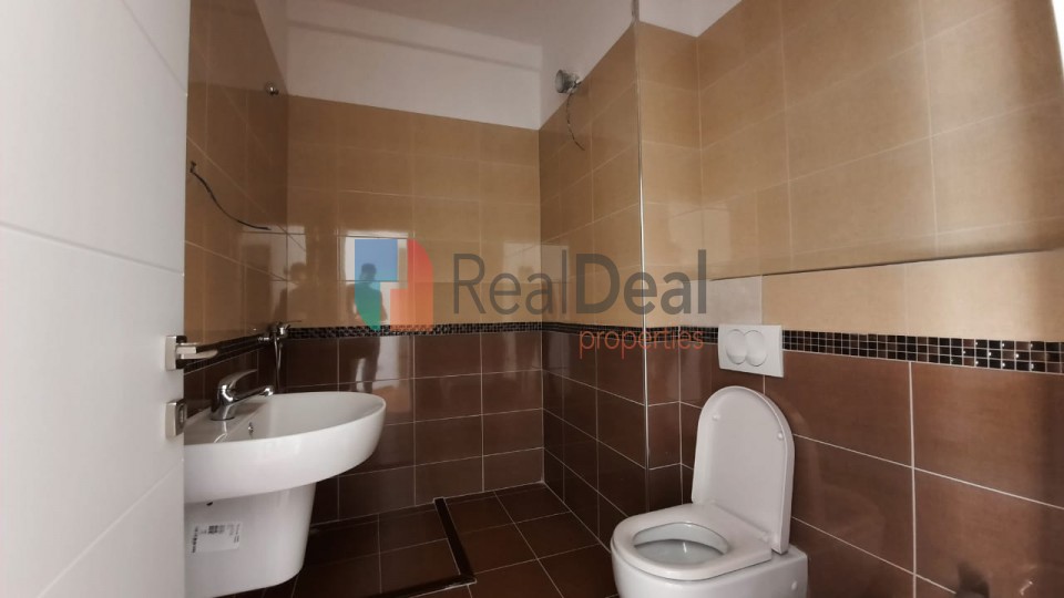 21 Dhjetori, Shitet Apartament 2+1 Ne Ndertim Te Ri - 95m2