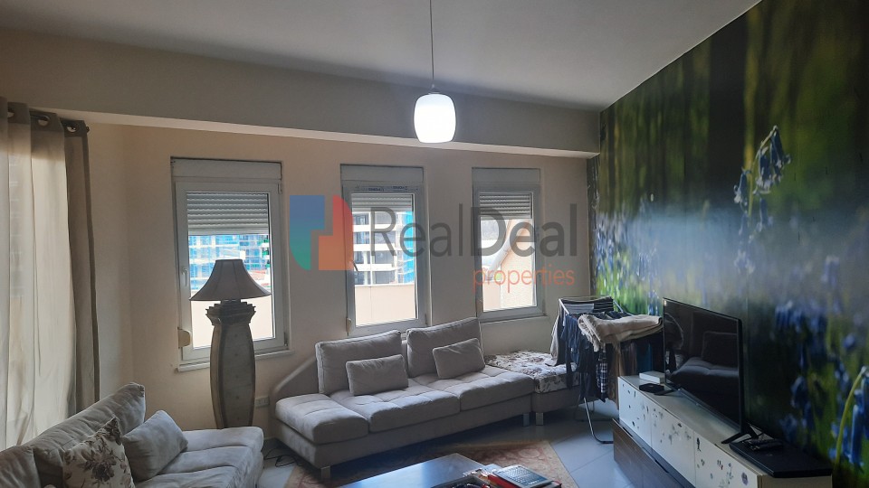 Tek Kopshti Zoologjik, Shitet Apartament 2+1 Me Super Pamje - 157m2