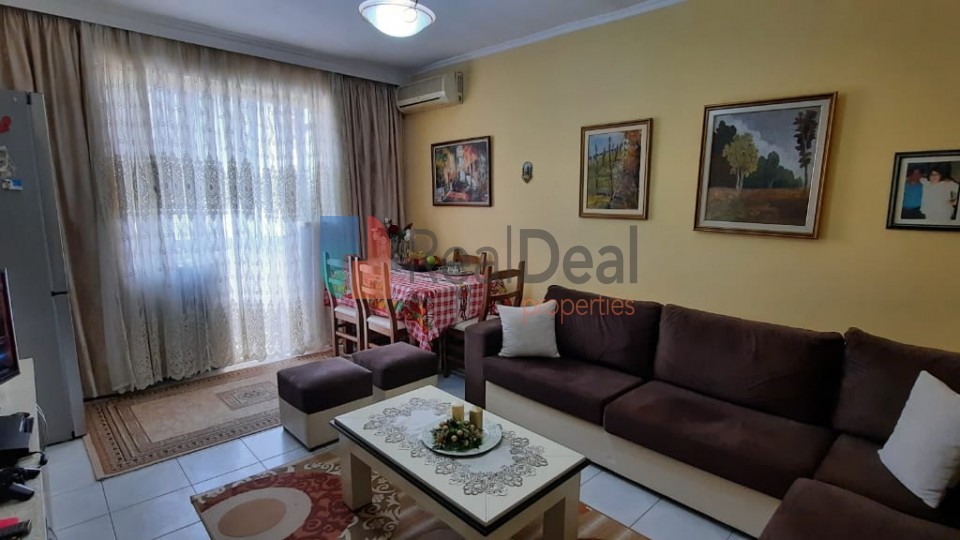 Tek Blloku, Shitet Apartament 1+1 i Investuar !! - 51m2