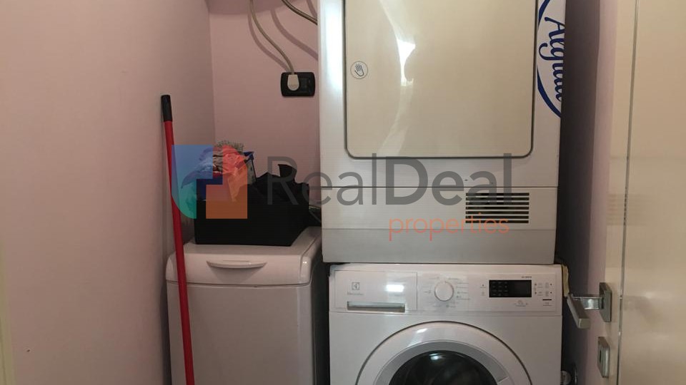 Okazion! Tek 21 Dhjetori, Shitet Super Apartament 3+1+2, Totalisht I Investuar - 172m2