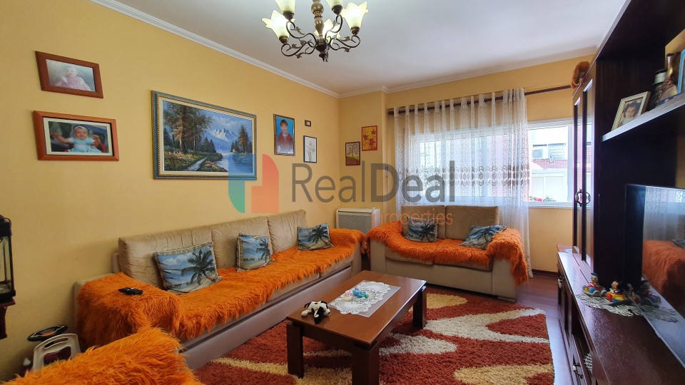 Ali Demi, Shitet Apartament 2+1 Me Orientim Perfekt ! - 97m2