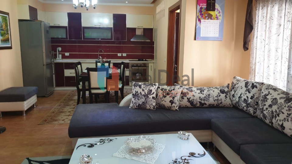 Astir, Jepet Me Qira Apartament 3+1 Totalisht I Mobiluar - 99m2