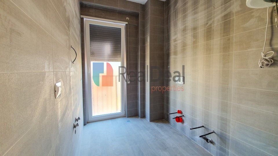 Te 21 Dhjetori Jepet Me Qira Apartament 2+1 !! - 89m2
