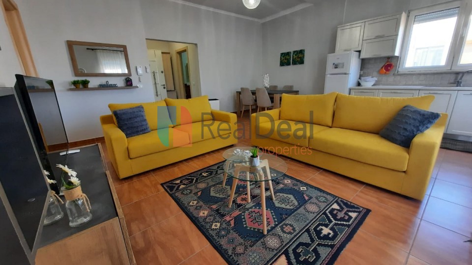 Tek Ish-Parku, Jepet Me Qira Apartament 2+1 Me Shume Drite !!! - 120m2