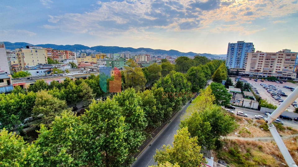 Apartament Luksoz Me Qira Ne Bulevardin Gjergj Fishta !! - 135m2