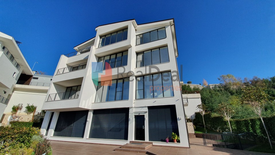 Jepet Me Qira Dupleks, Ne Linze - 150m2