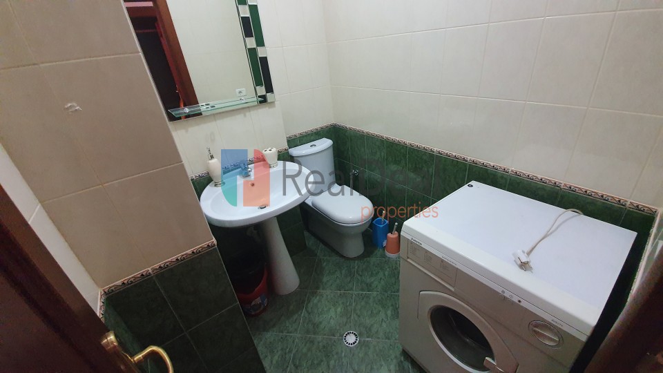 Jepet Me Qira Super Apartament 3+1+2 Prane Tregut Elektrik! - 124m2