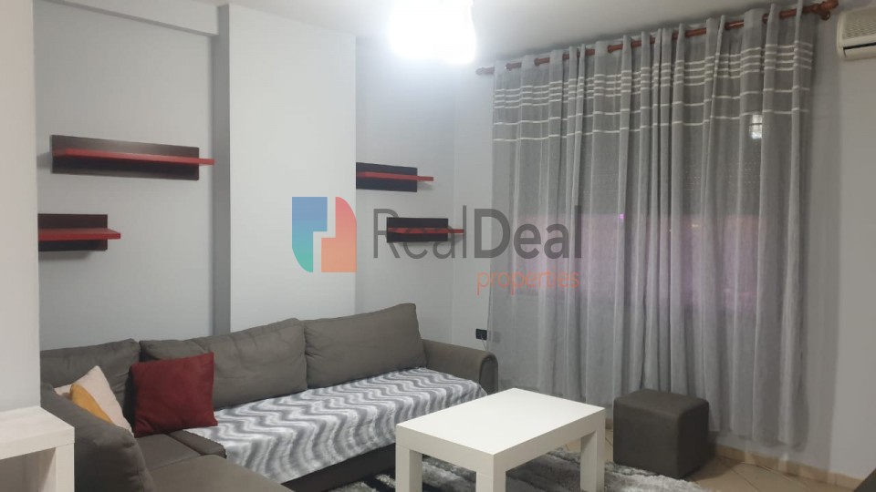 Qender, Jepet Apartament 2+1 Me Qira - 94m2