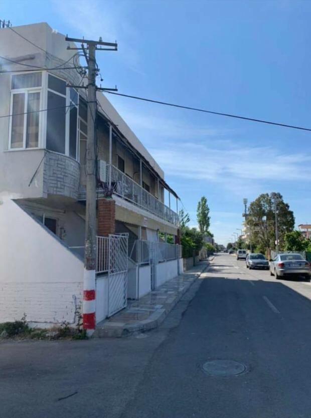 SHITET Shtepi 7+1 në Durrës Sip: 200m2