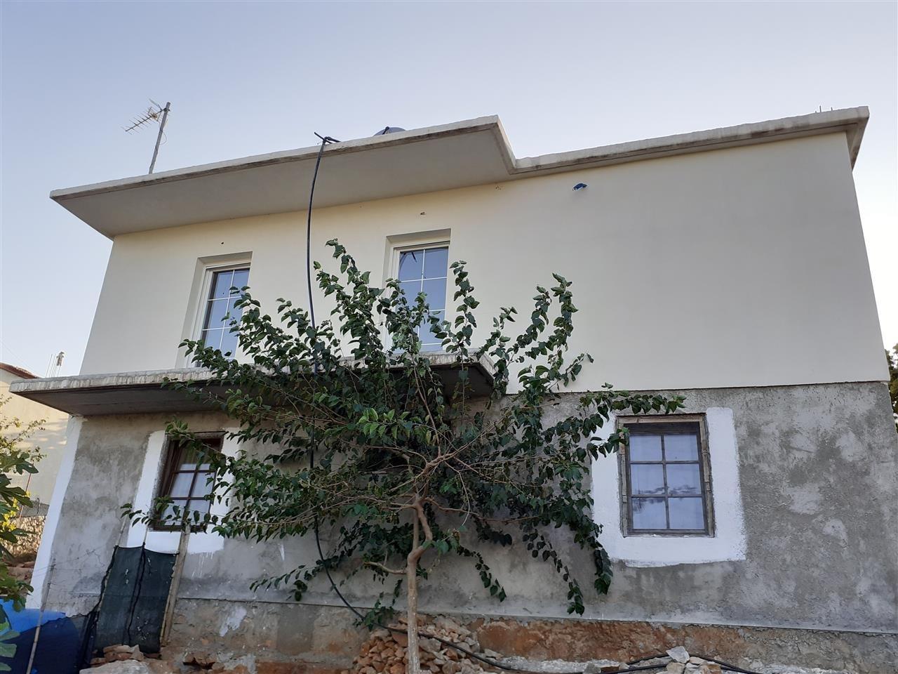 Shitet Shtepia ne Lezhe