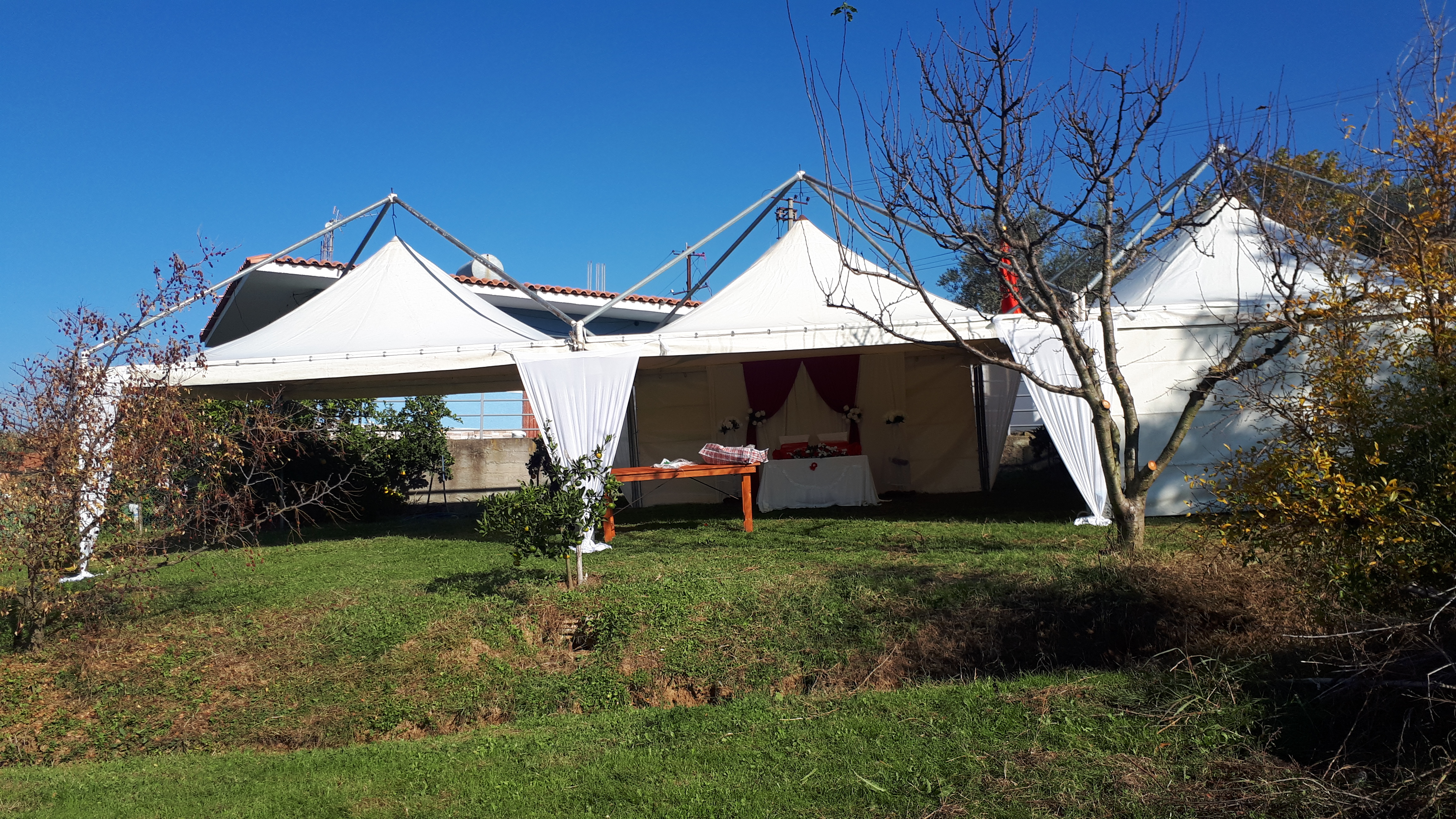 Tenda, tavolina, karrige me qera 0676658901