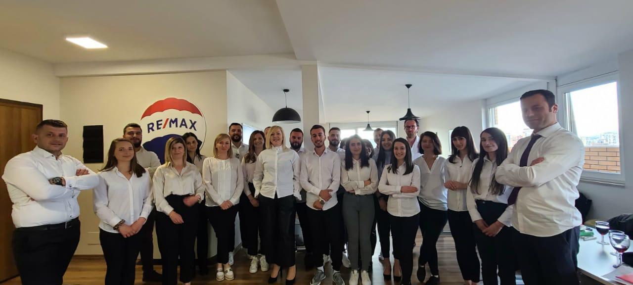 Fito nje profesion qe te bene te pasur!