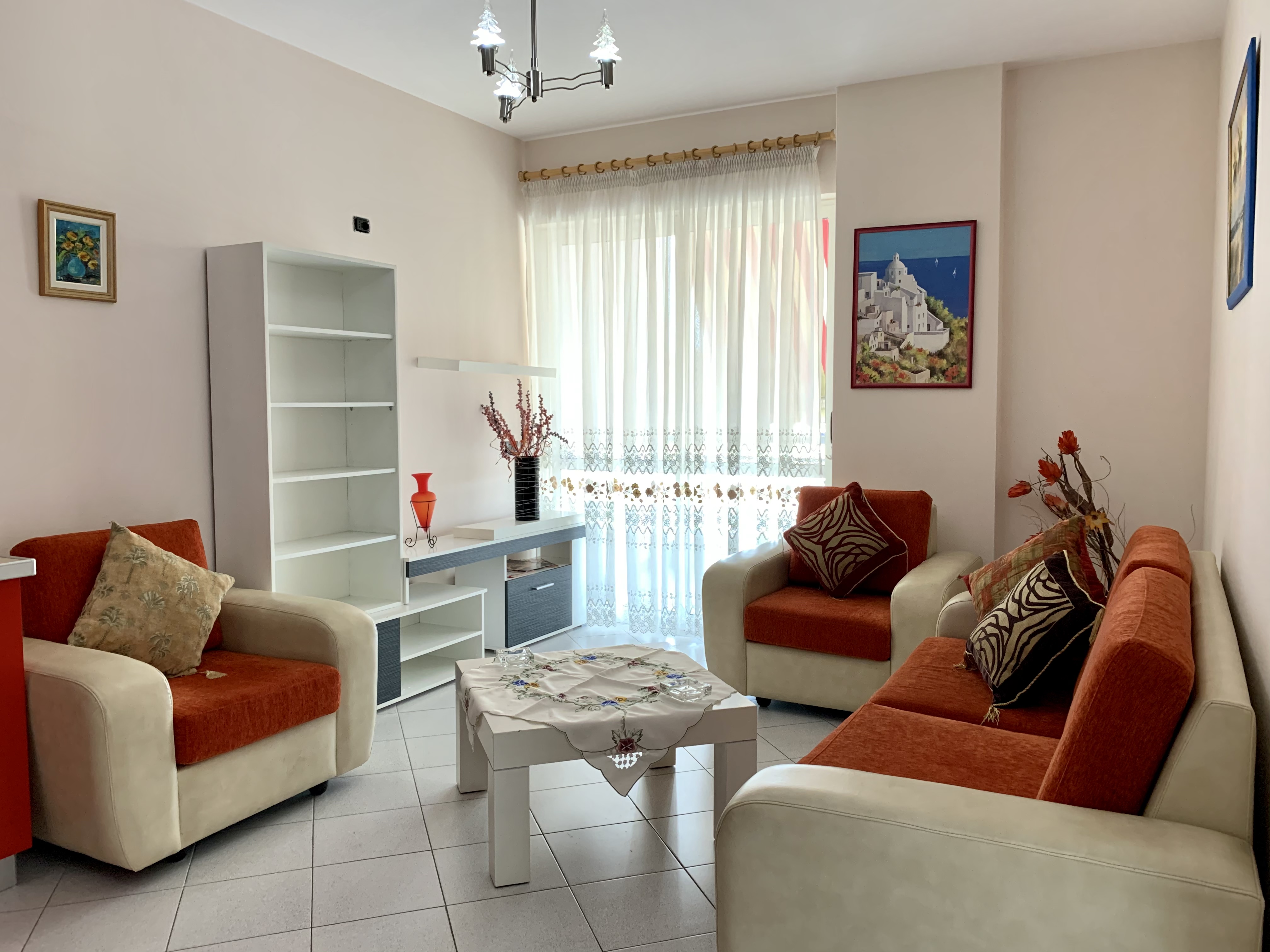 Apartament 1+1 me qera, 5 minuta larg Zogut te Zi