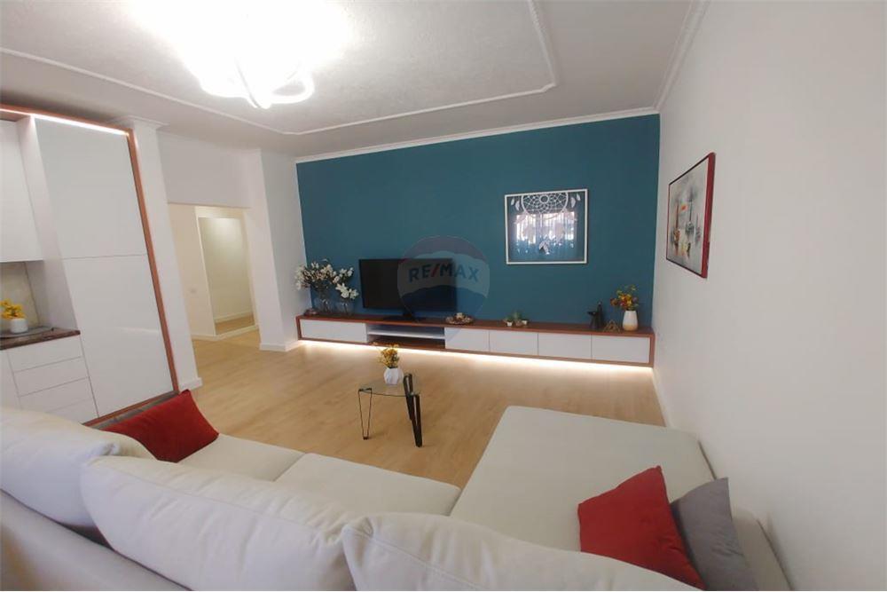 SHITET APARTAMENT 2+1 NE BLLOK ME HIPOTEKE
