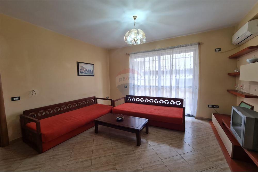 Jepet apartament me qira 3+1📍prane Rezidences Kodra e Diellit