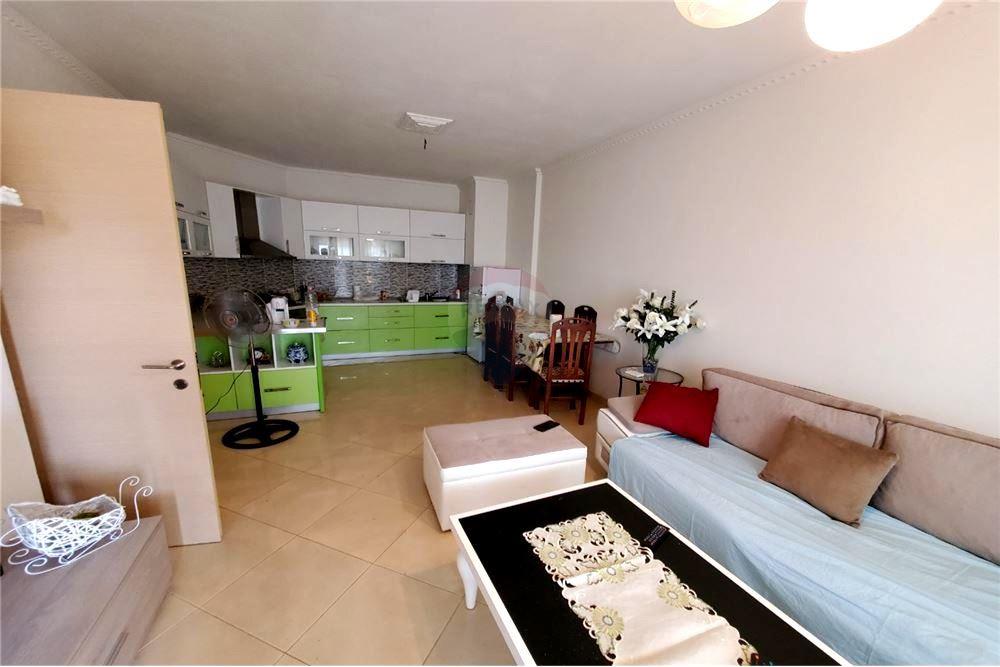 Jepet me qira apartament 2+1+2 ne Astir! 