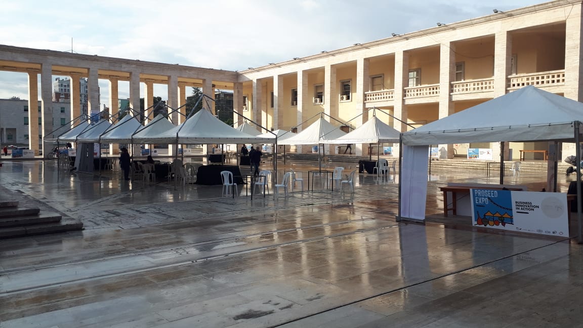 Çadra karrige me qera 0683010817