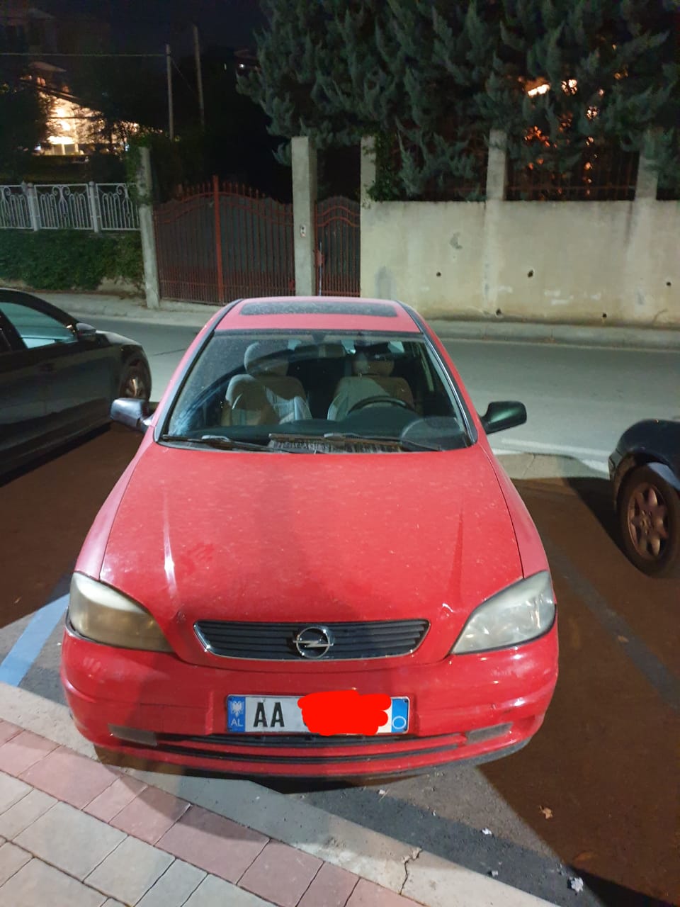Opel Astra Viti 2000 Kambio Automatike / Nafte