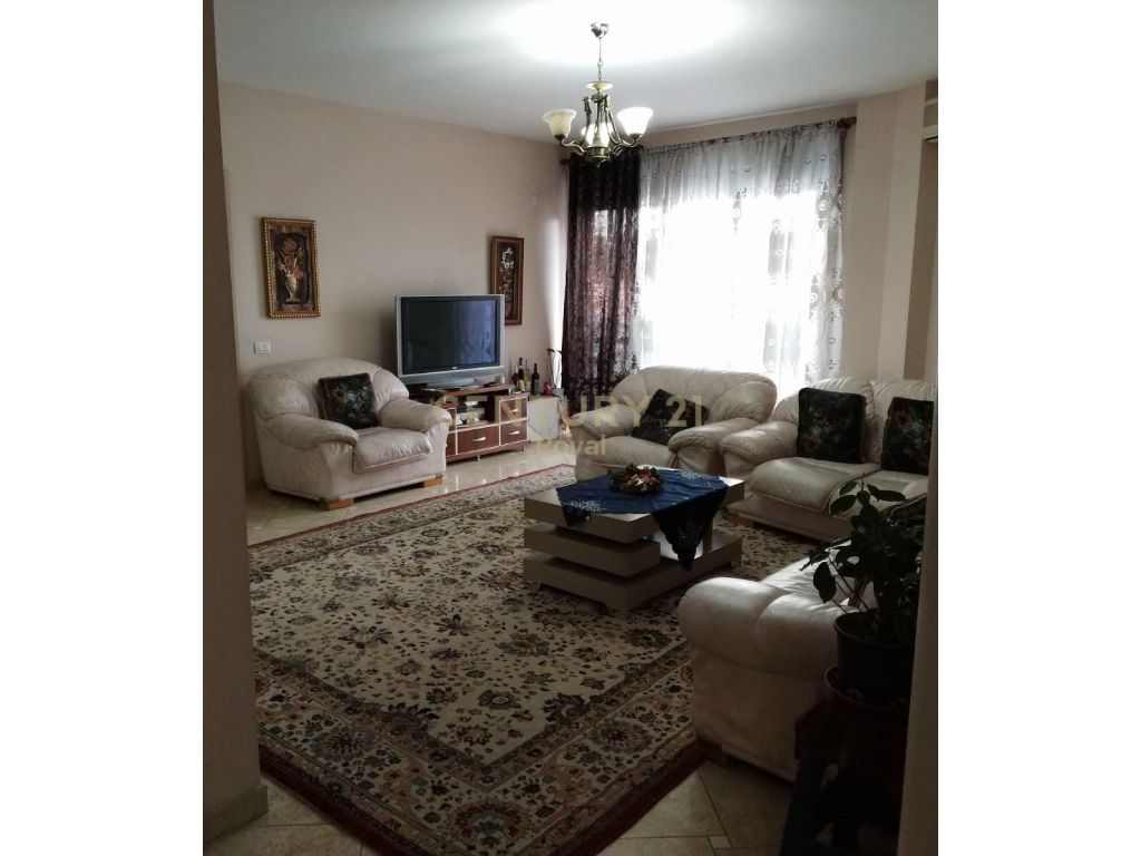 JEPET ME QIRA APARTAMENT 3+1+2 TEK VIZION PLUS