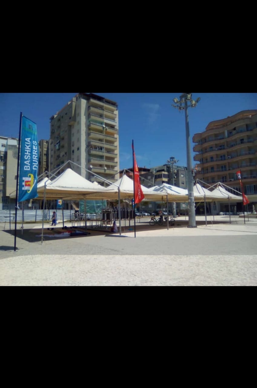 Tenda Karrige tavolina me qera 0683010817
