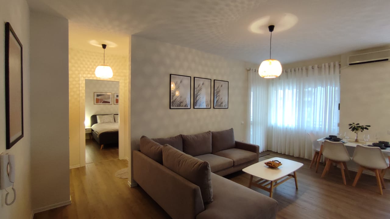 Jepet me qera apartament 1+1