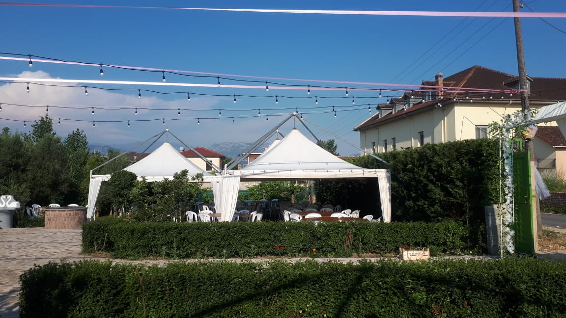 Tenda çadra tavolina me qera per dasma dhe evente 0683010817