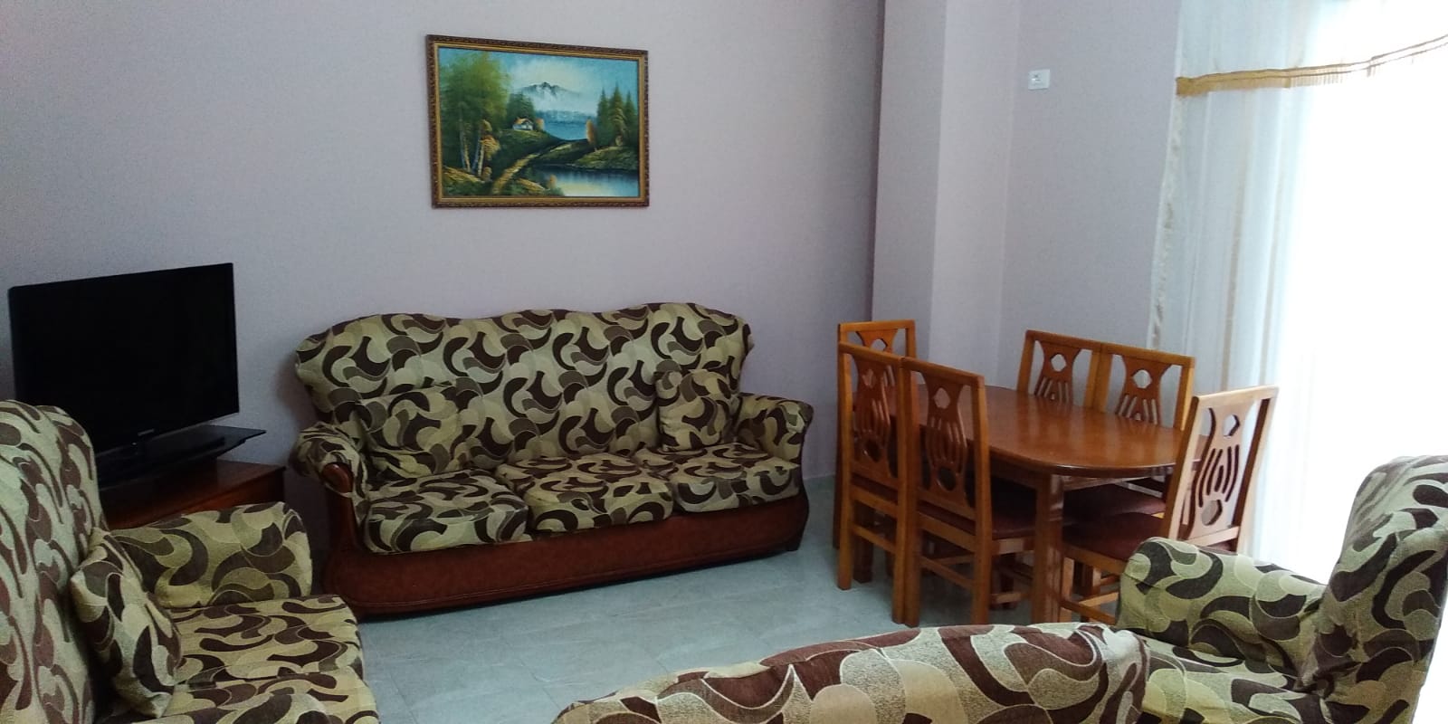 JEPET ME QERA APARTAMENT 3+1+1 NE SELITE