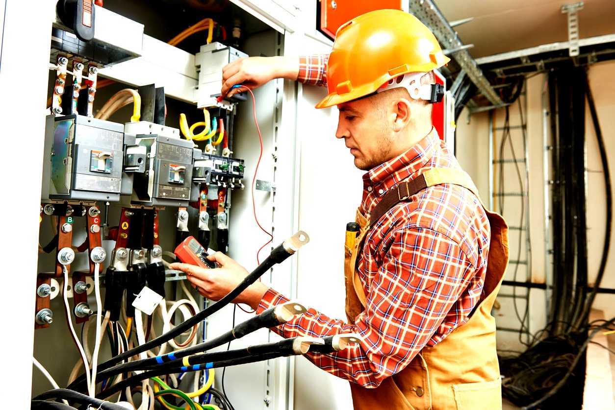 Tirane, ofroj vend pune Specialist Elektricist