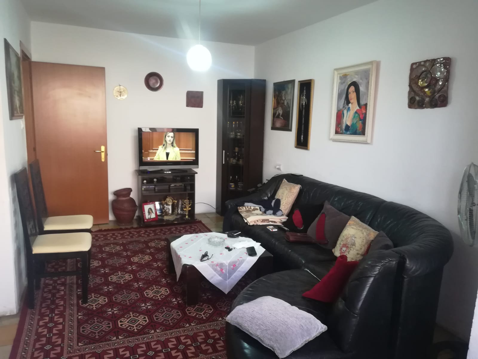 Shitet apartament 1+1 Tirane